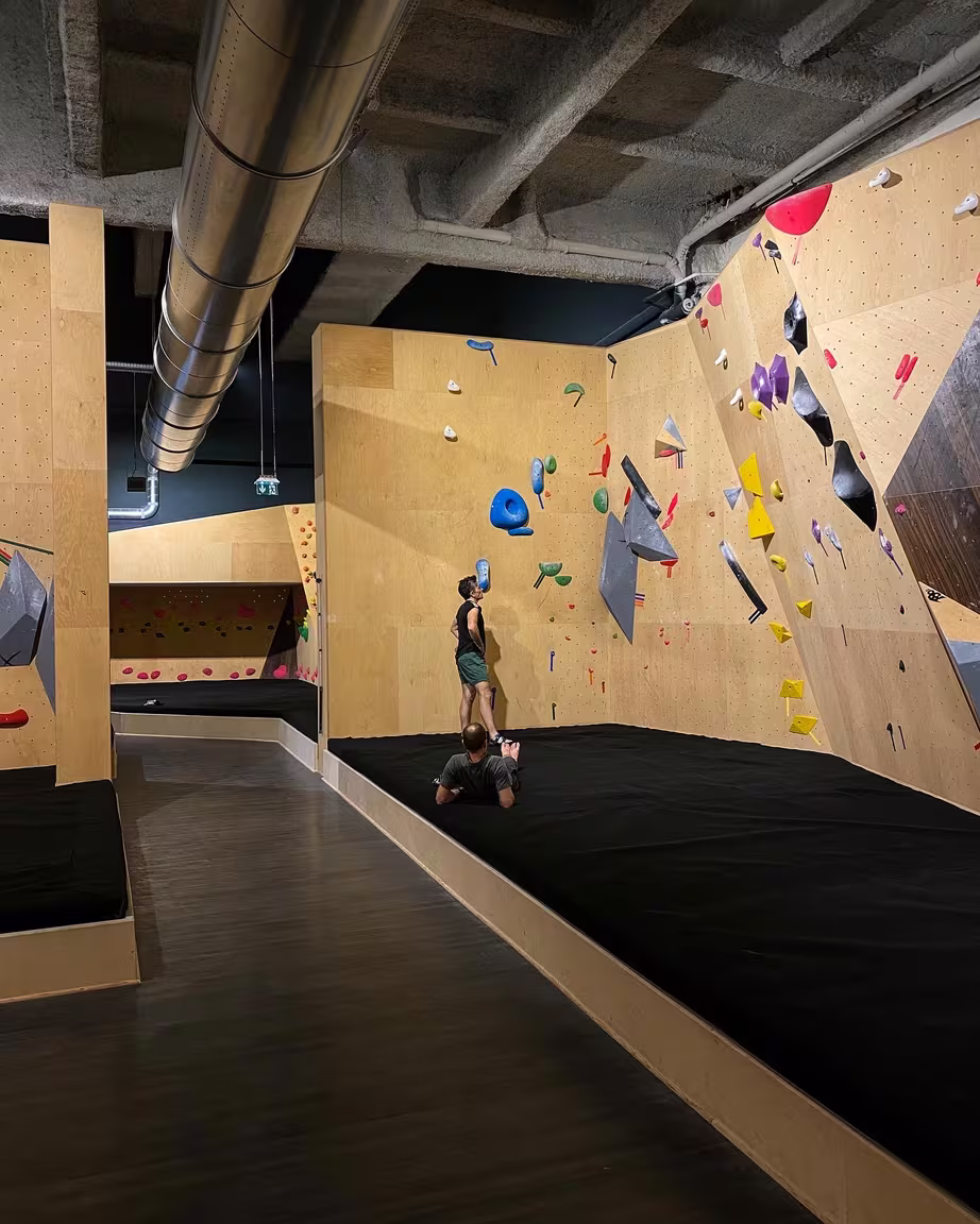 Climbing District Buttes-Chaumont - Image 2