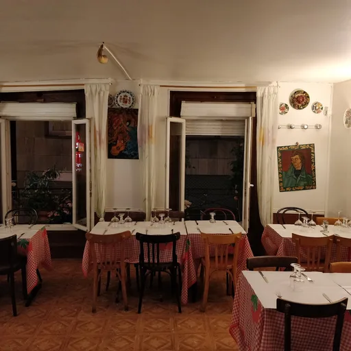Chez Ramona