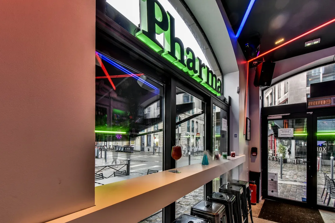 La Pharmacie Bar
