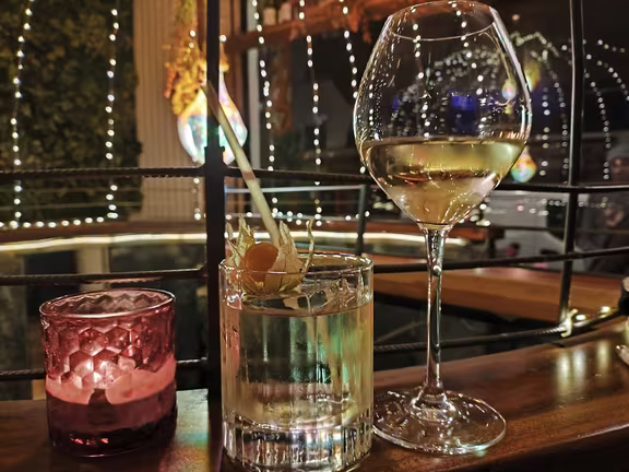 Le 153 Bar & Cocktails - Image 3