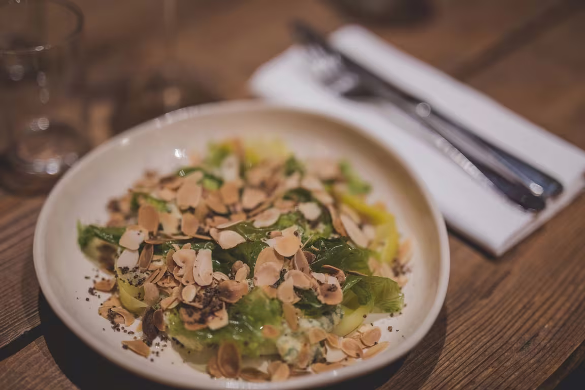 LE SINGE A PARIS - Image 2