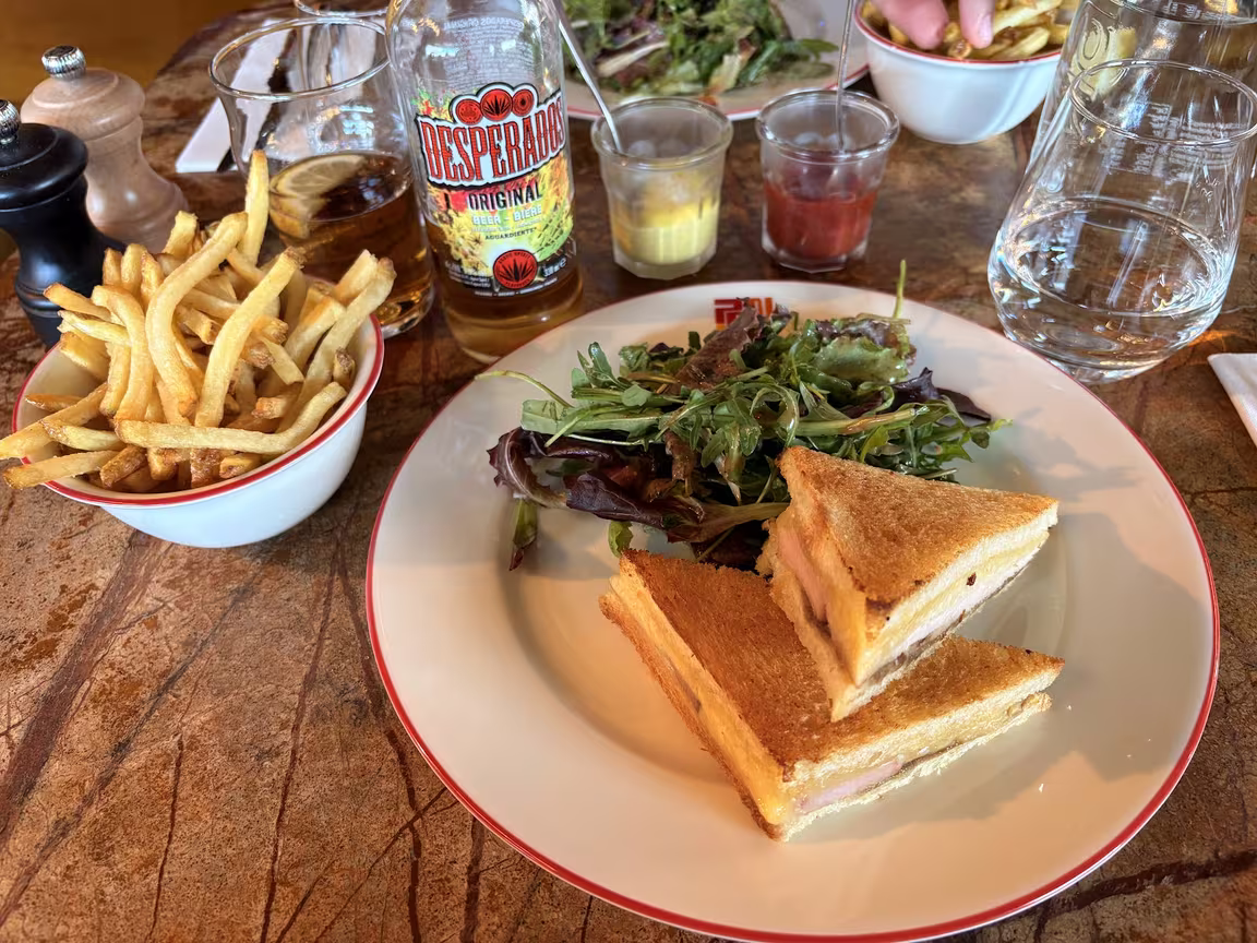 Podium Bistrot Festif - Image 3