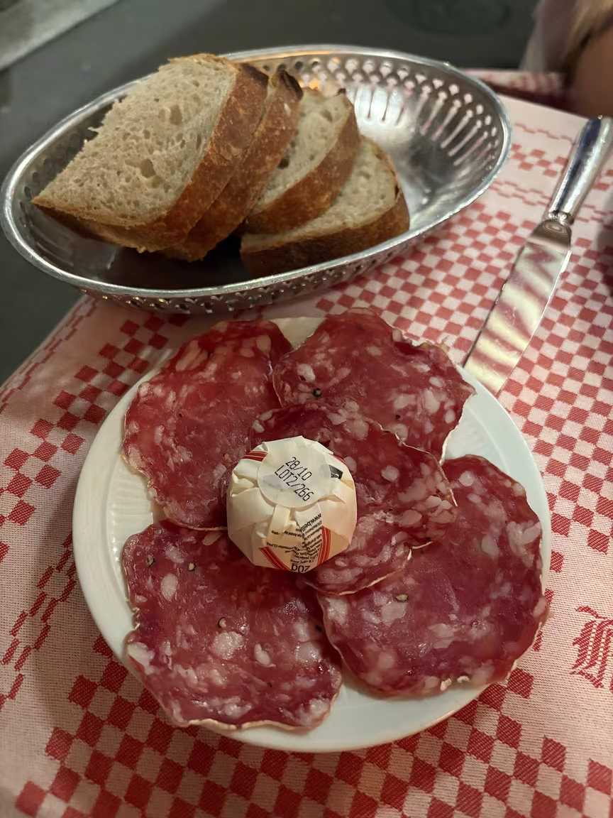 La Fontaine de Mars - Image 3