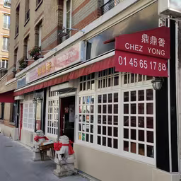 Chez Yong