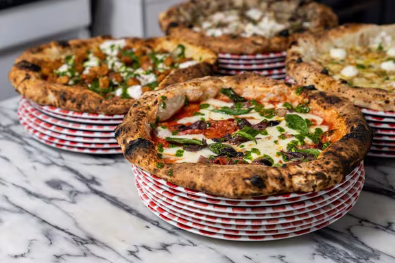 Peppe Pizzeria Martyrs - Image 2