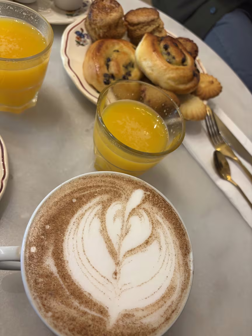 Violetta et Alfredo - Salon de thé - Image 3