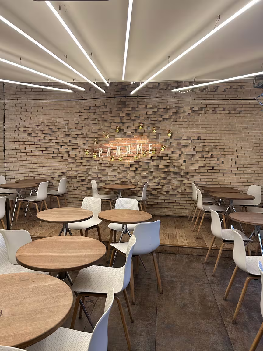 Le Paname Art Café - Image 3