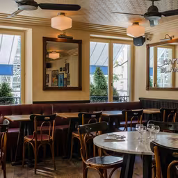 LE CAFÉ BLANC BRASSERIE