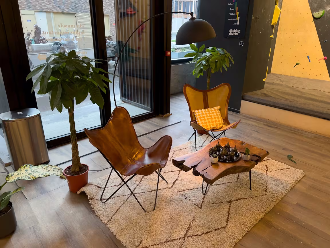 Climbing District Batignolles - Image 2