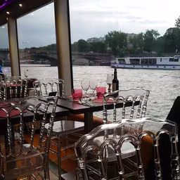 Eiffel Croisières - Péniche Ivoire - Croisière bistronomique