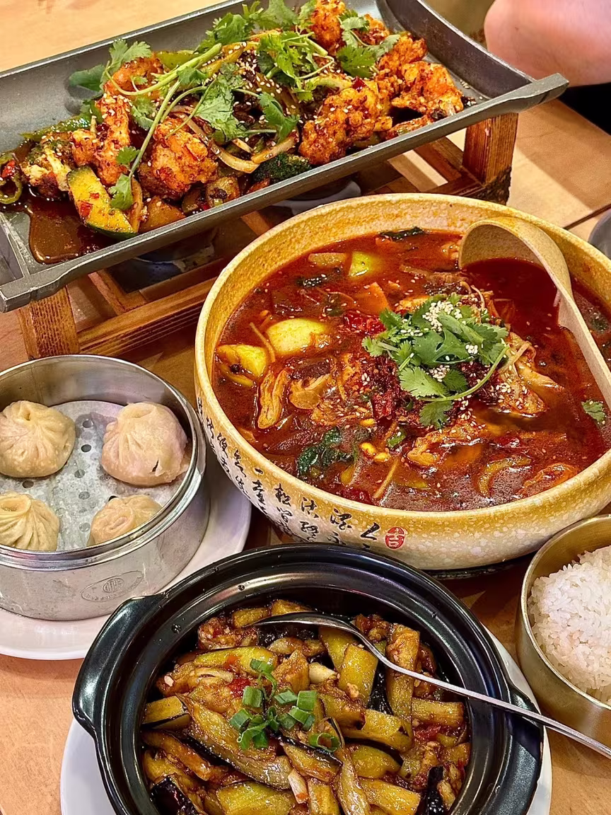 Asia Room 川香阁 - Image 2