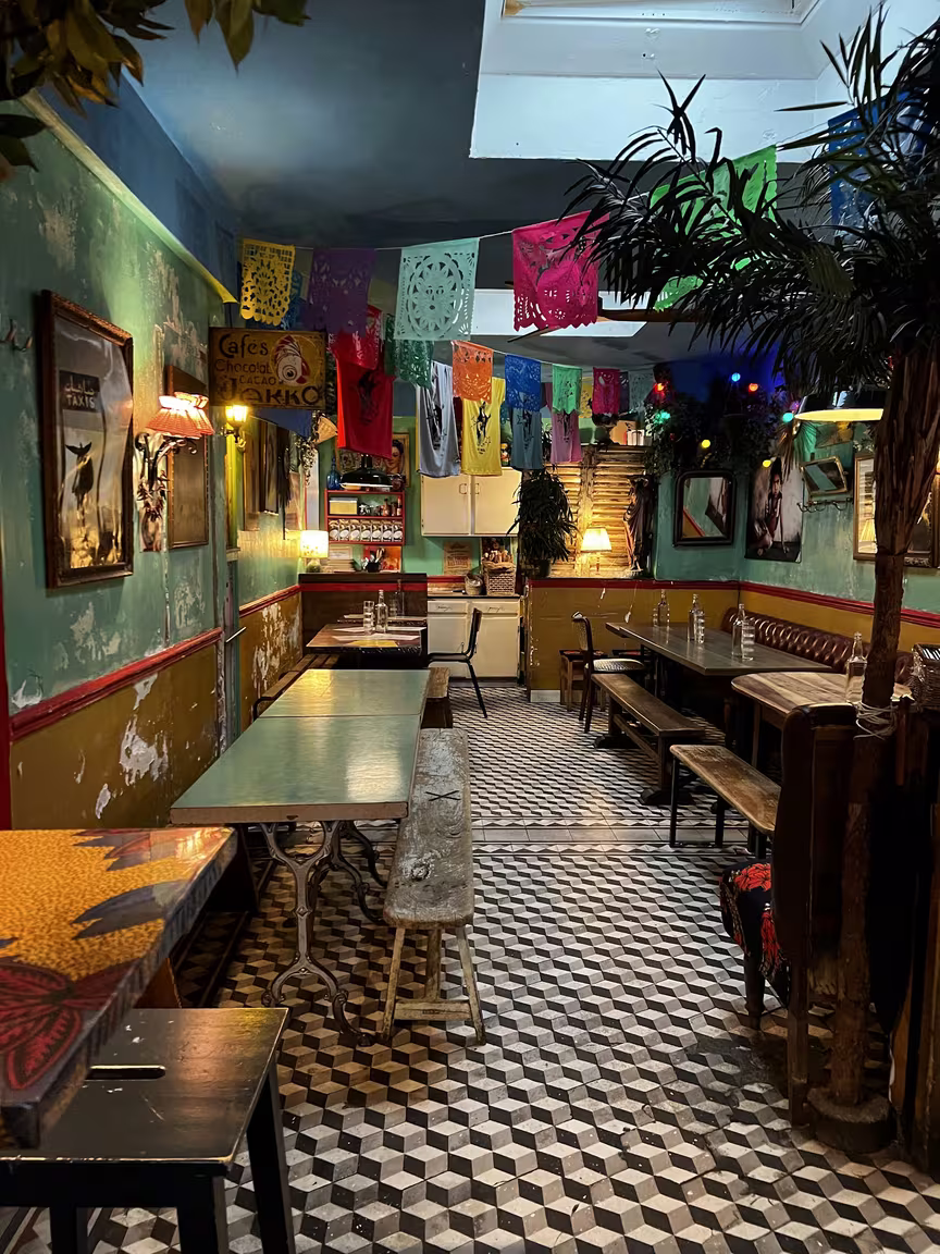 Ave Maria (ce restaurant n'est pas un restaurant Brésilien, même si nous faisons de la caipi)