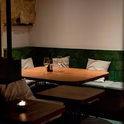 Pétard, Bar à vin