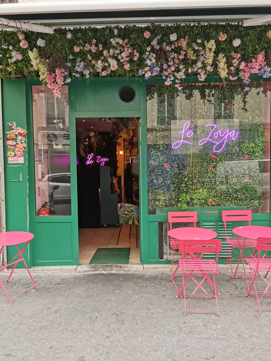 Le Zoya BRUNCH & DINNER