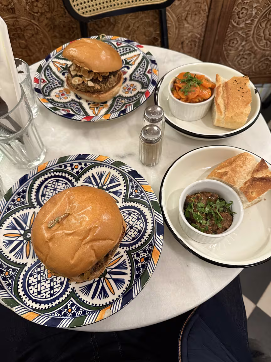 Coderak Burger - Image 3