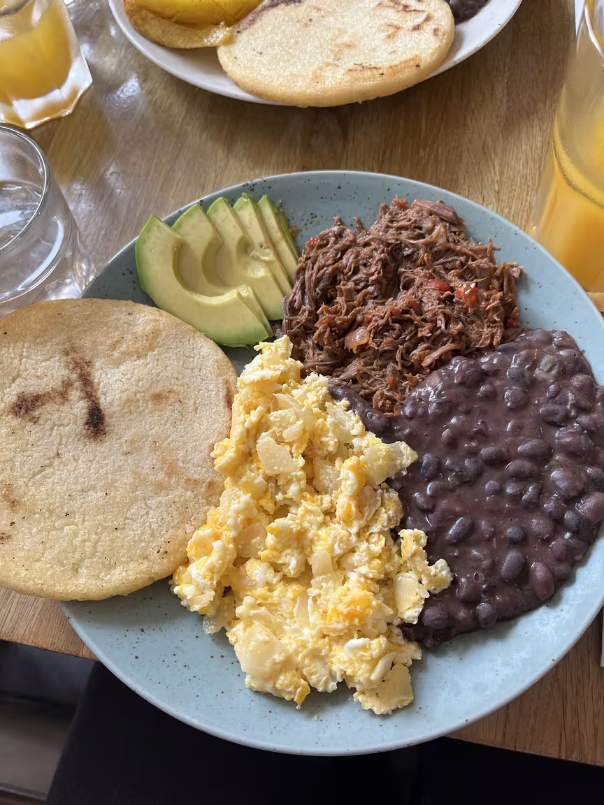 Bululu Arepera - Image 3