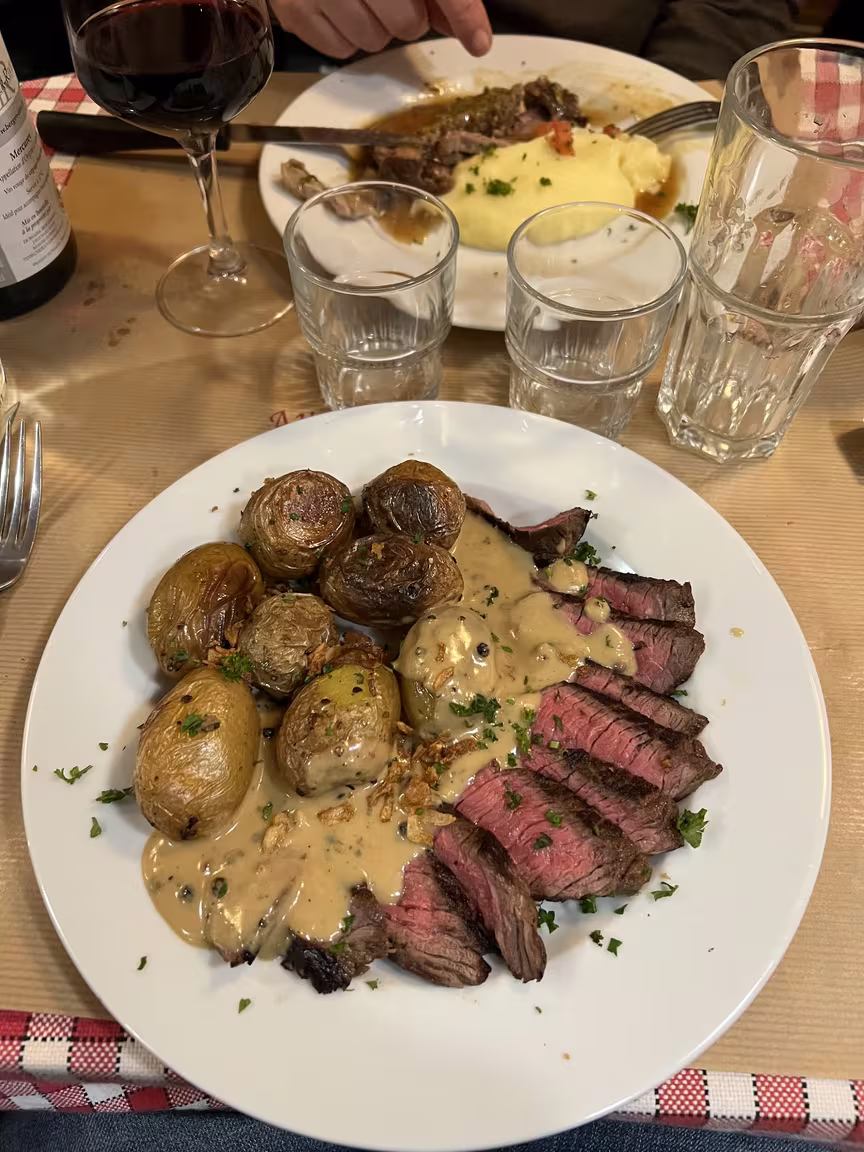 Au Pied de Fouet - Image 2