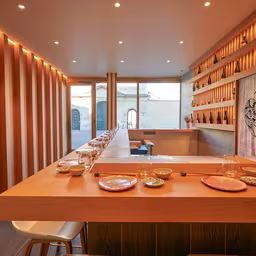 HANDO Parisian Handroll Sèvres