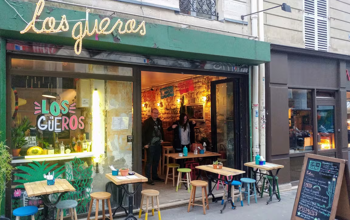 Los Güeros-Tacos in Paris from México