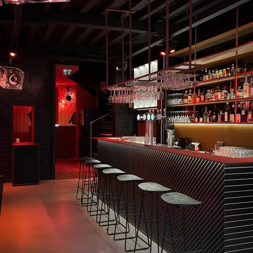 Top cocktail and wine bars in Vieux-Lille