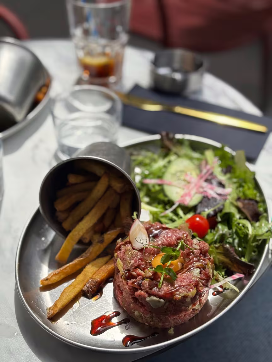 Guru Paris - Image 2