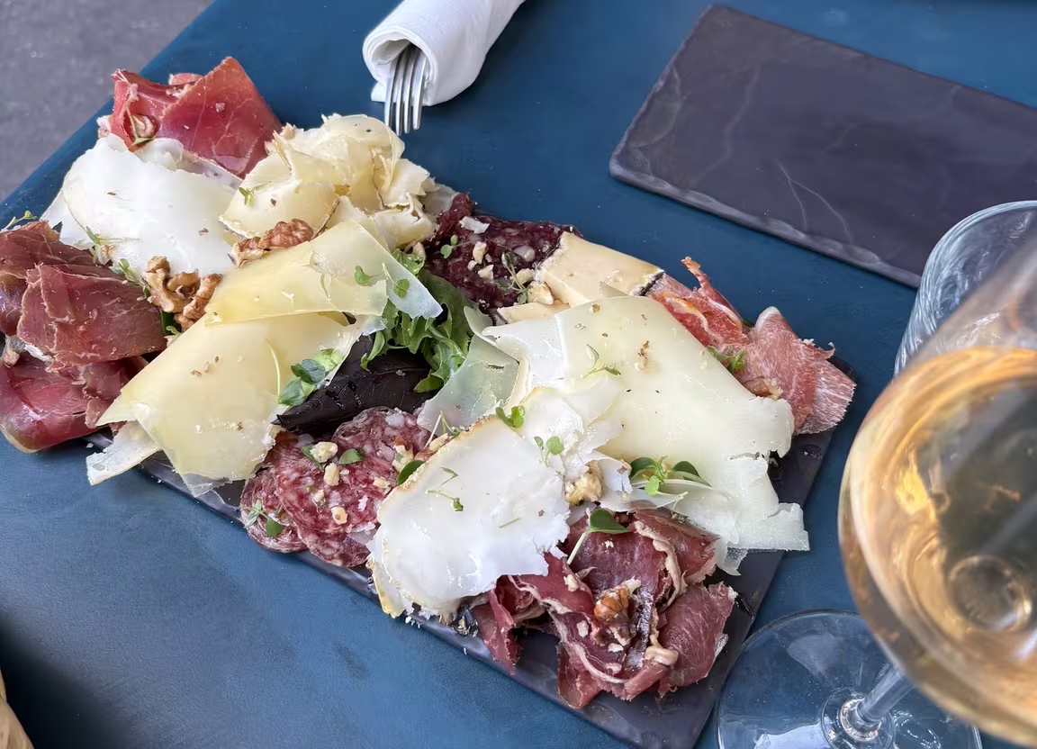 Levain, Le Vin - Image 3