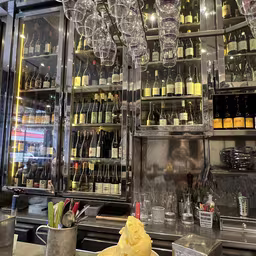 L’Avant Comptoir de la Terre