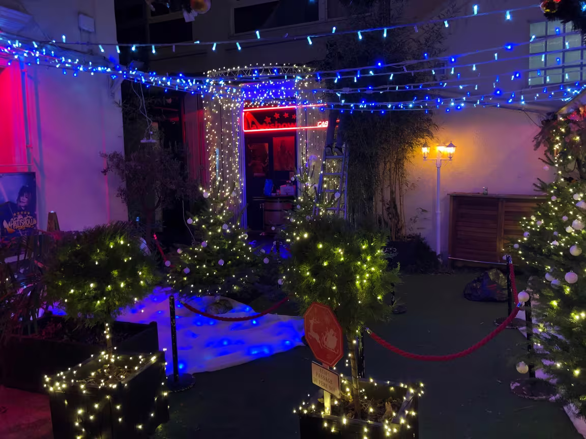 Artishow Cabaret - Image 3