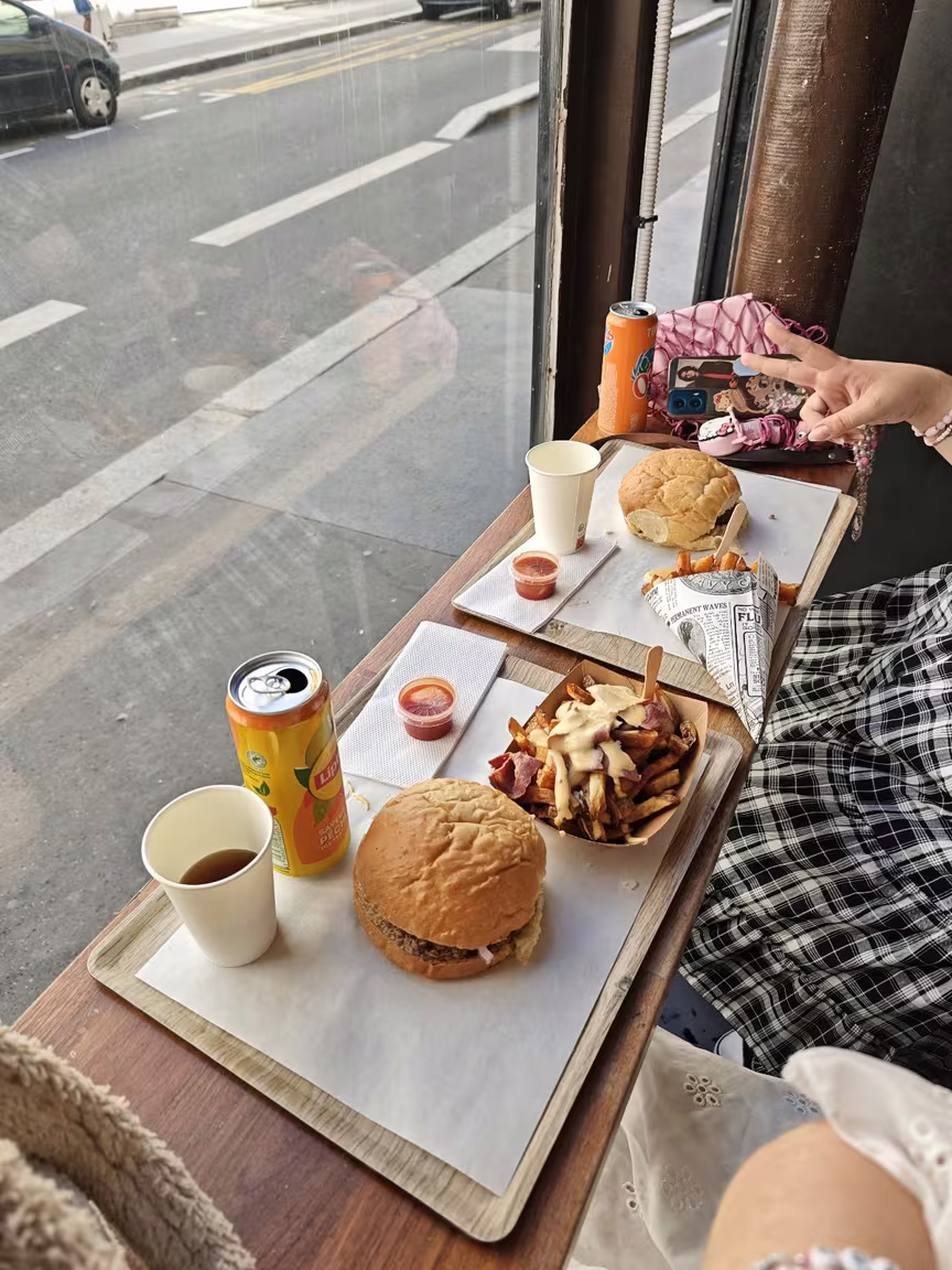 Mangez et cassez-vous - Image 2