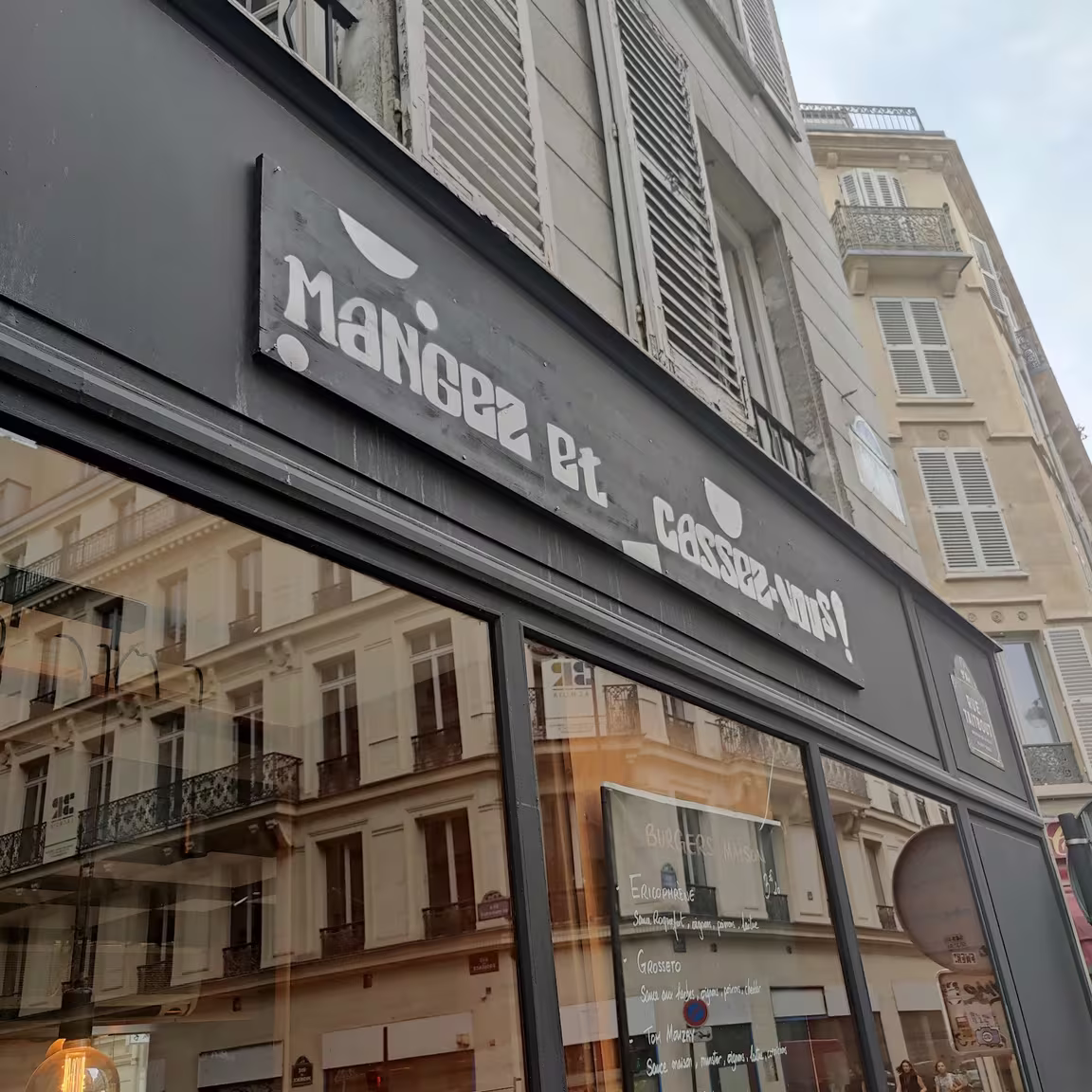 Mangez et cassez-vous