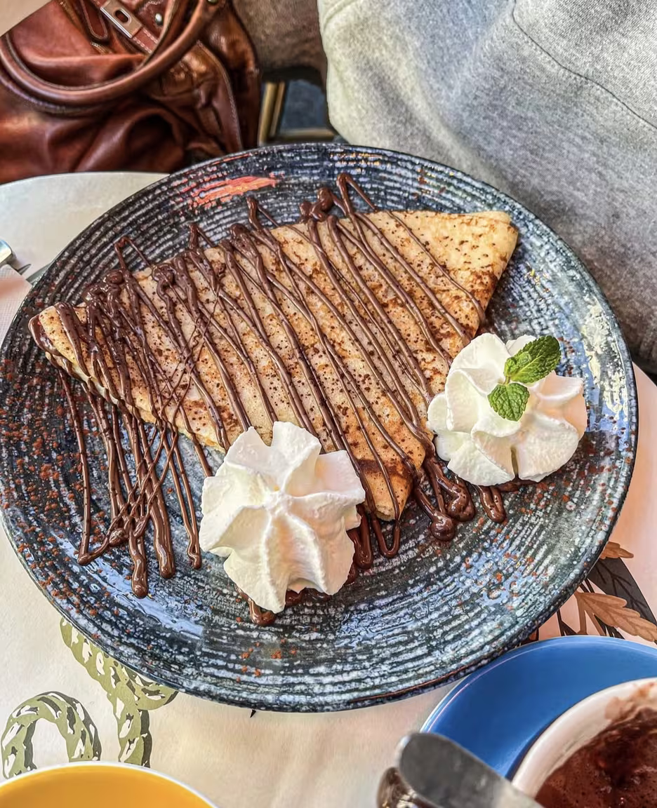 Café Fleur - Image 2