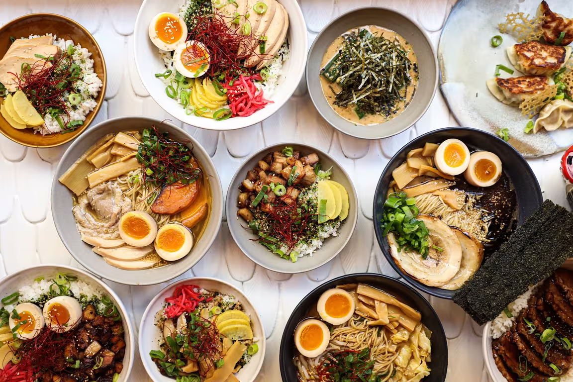 Yatai Ramen Pyramides - Image 2