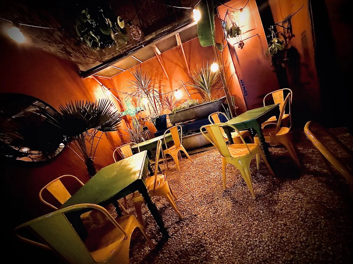 QU'EST CE QUE TU MIJOTES ?!