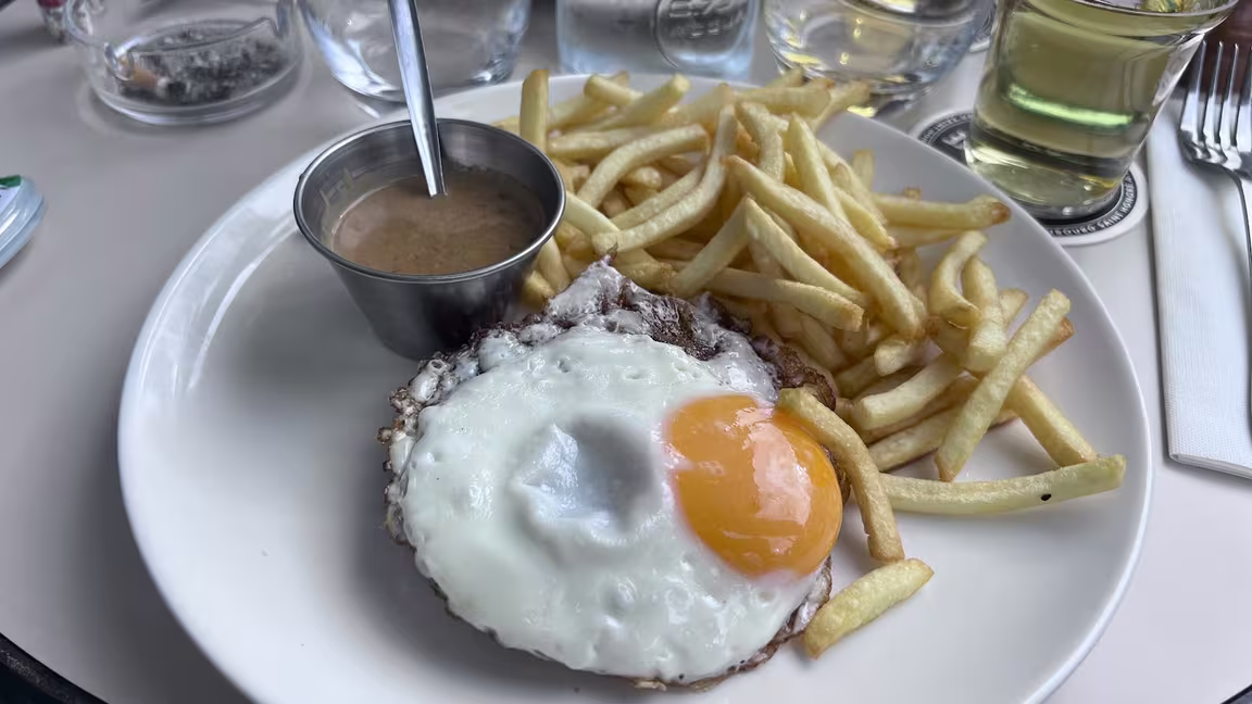 La Mascotte Ternes - Image 3