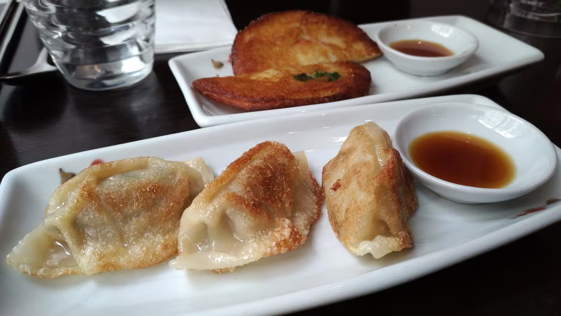 Manna Restaurant - Image 2