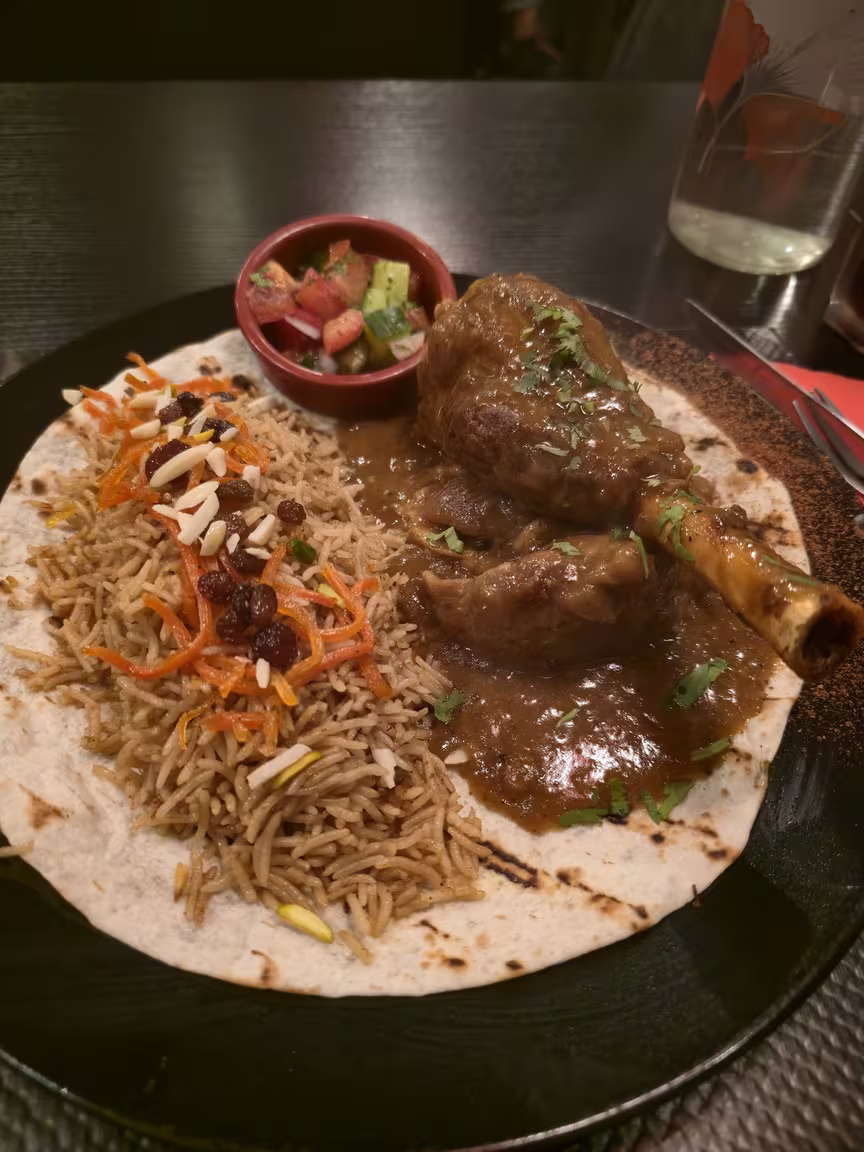 Buzkashi Restaurant - Image 3