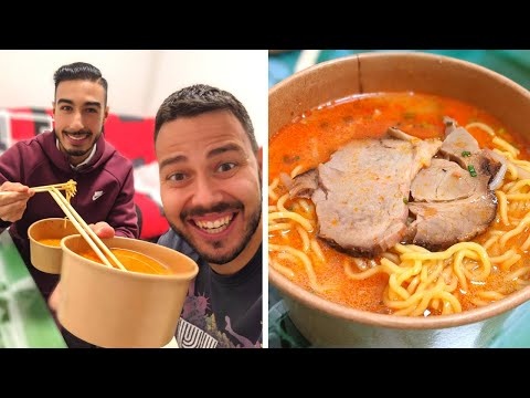Mon COACH me fait ENFIN AIMER les RAMEN : une DINGUERIE! - VLOG #1083