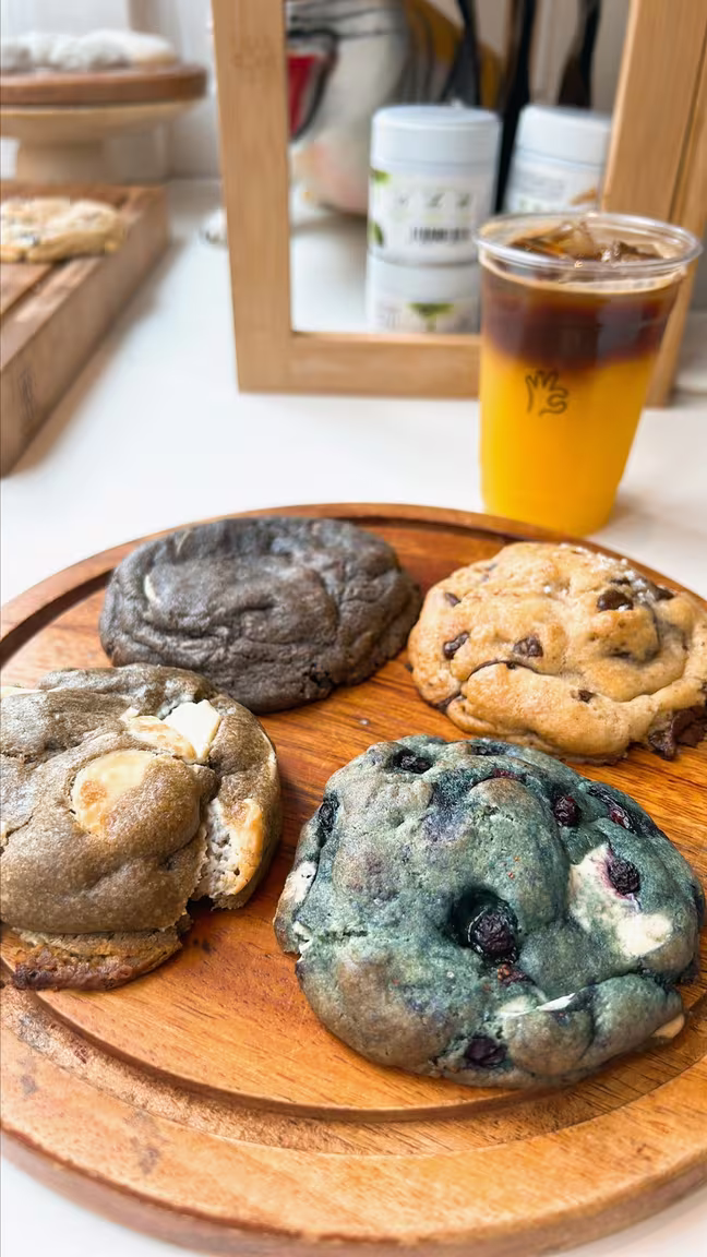Minicafé Île Saint-Louis - coffeeshop, matcha and cookies - Image 2