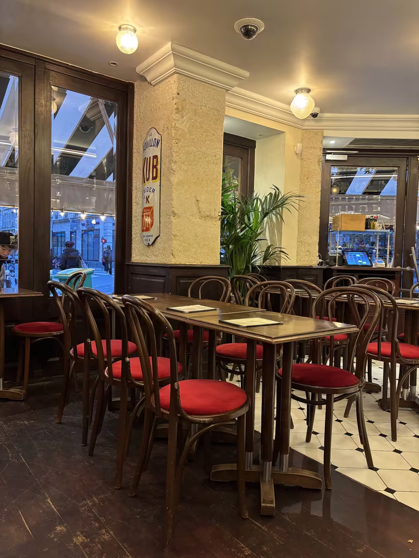 Café Ventura - Image 2