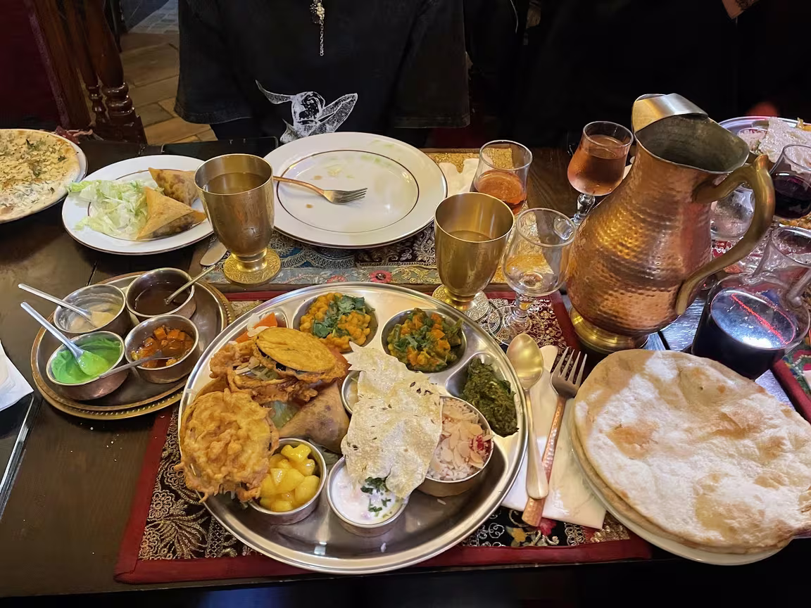 Royal Bombay - Image 3