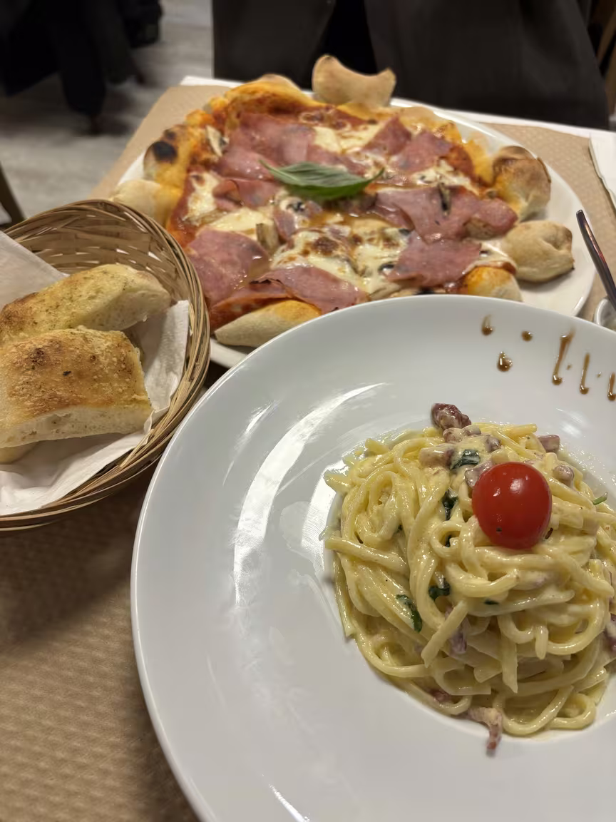 Trattoria Napoletana Da Enzo - Image 3