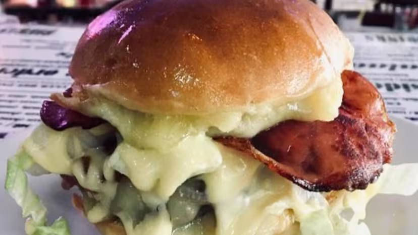 Koff Burger Montmartre - Image 3