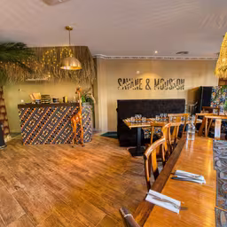 Savane & Mousson Restaurant - Paris 11