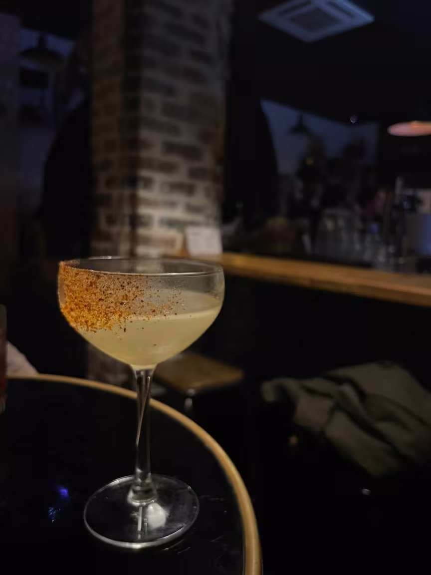 L'Ours Bar - Image 3