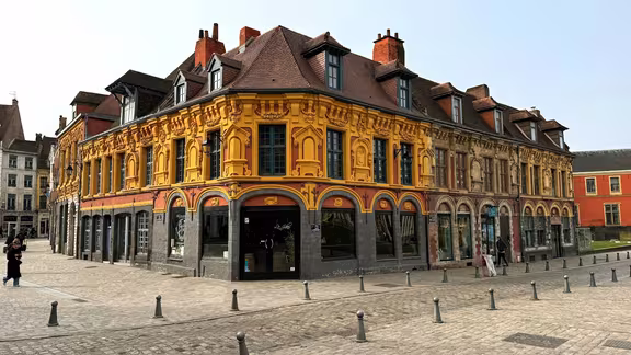 Joker Cocktails & Bar - Image 3