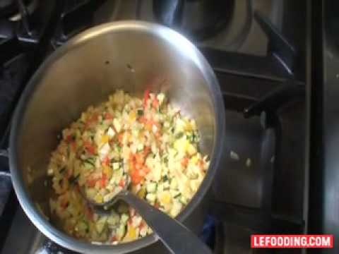 TOQUÉRA 062, Escargots poêlés, légumes provençaux, sauce au beurre aux algues, par Daï Shinozuka, Les Papilles, Paris