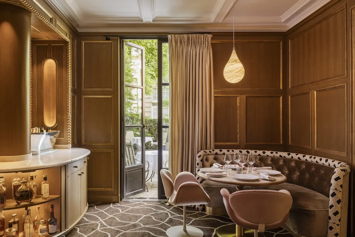 Restaurant Anne - Place des Vosges, le Pavillon de la Reine