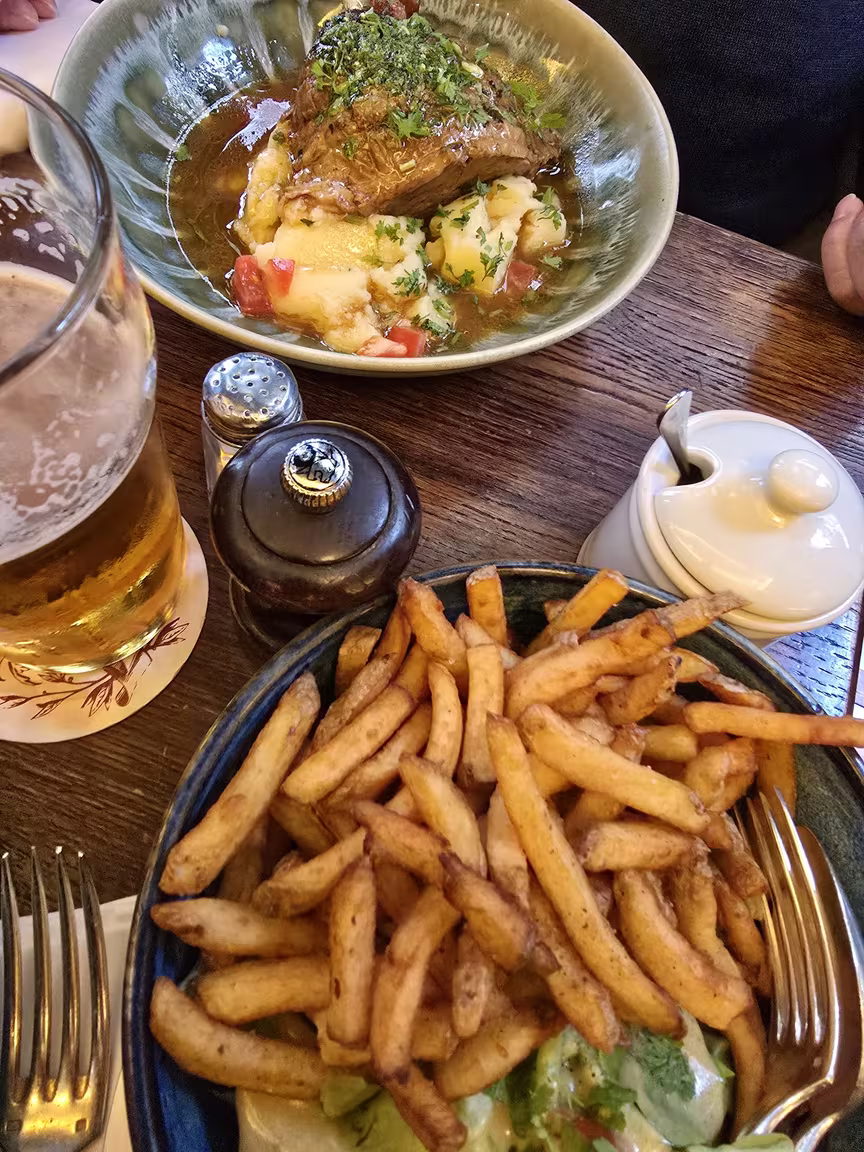 Café Varenne - Image 2