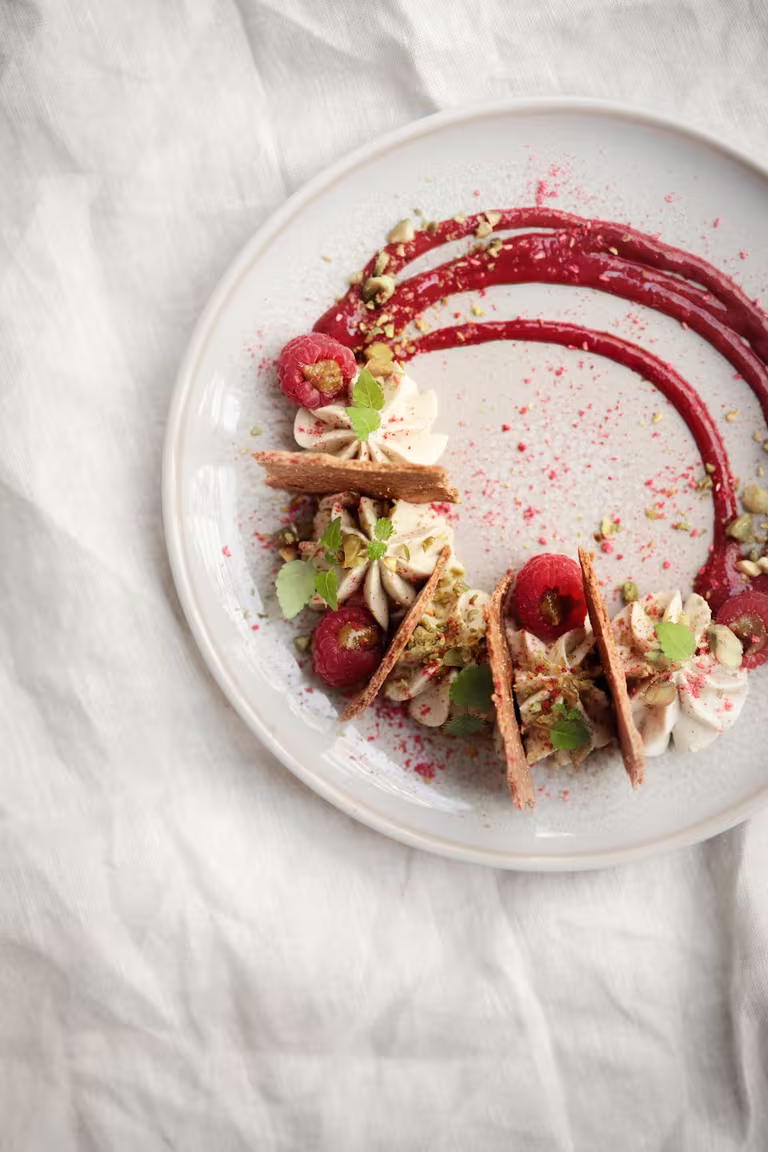 the friendly kitchen - Image 2