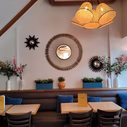 Au Canon des Invalides